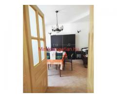 Kiskunhalas 53-as főút mentén bejáratott üzletház eladó!